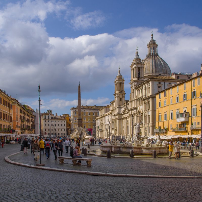 Piazza navona Roma private driver italy